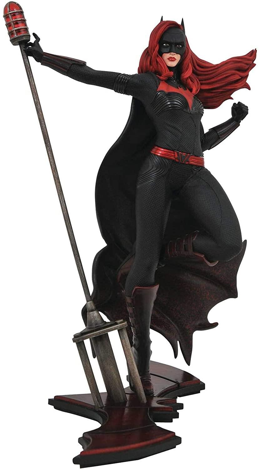 DC Gallery 9 Inch PVC Statue | Elseworld Batwoman