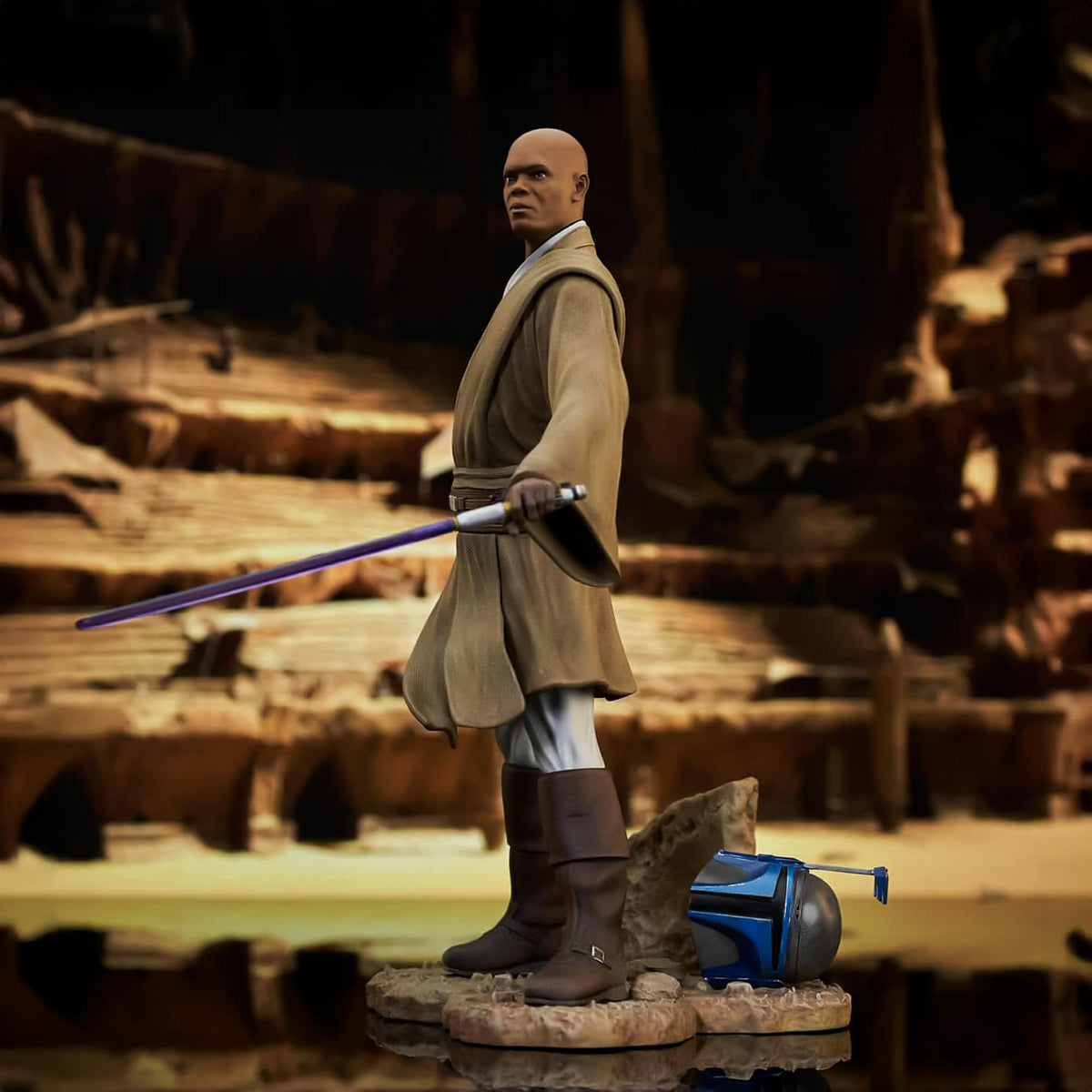Star Wars: Attack of the Clones Mace Windu Premier Collection 1:7 Scale Statue