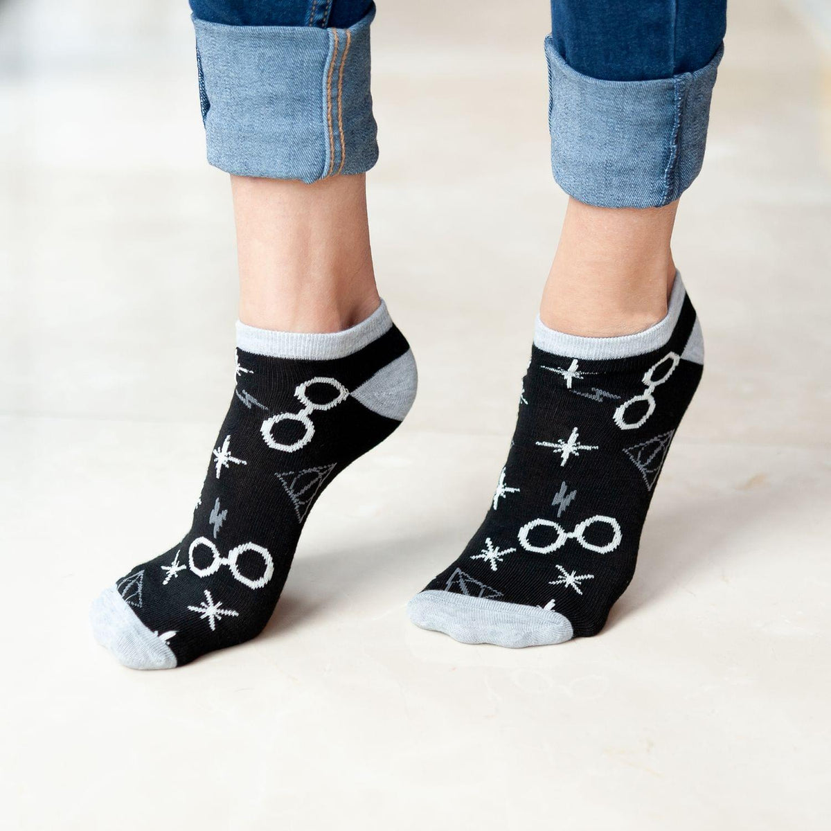 Harry Potter Black & Grey Adult Ankle Socks - 5-Pack