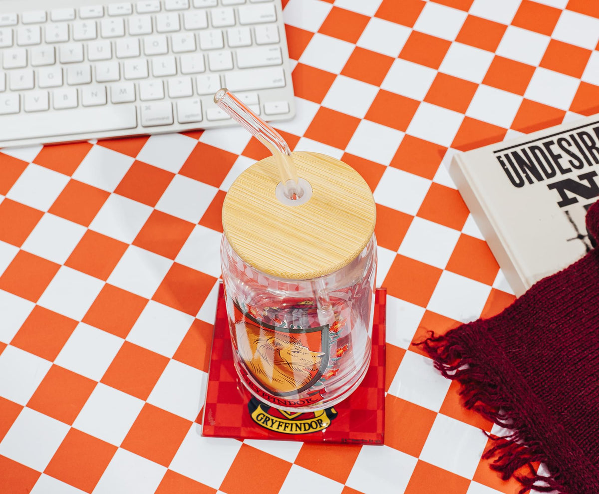 Harry Potter Gryffindor House Mascot Glass Tumbler With Bamboo Lid and Straw
