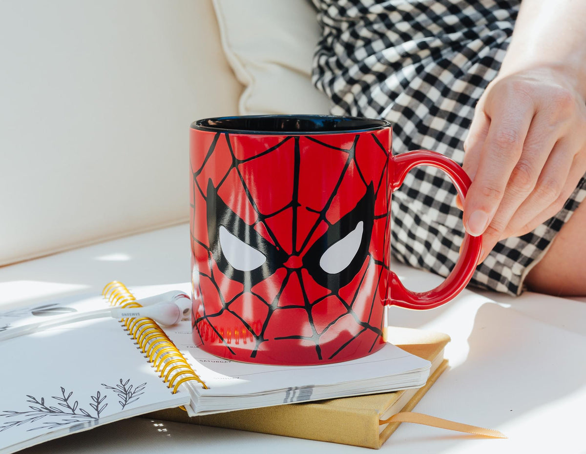 Marvel Comics Spider-Man Face Ceramic Mug | Holds 20 Ounces