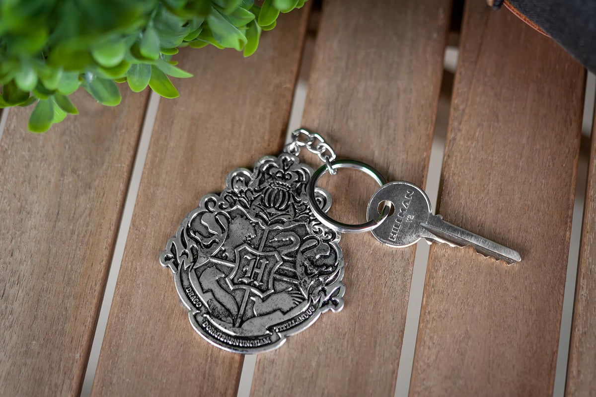 Harry Potter Hogwarts Crest 3 Inch Diecast Keychain